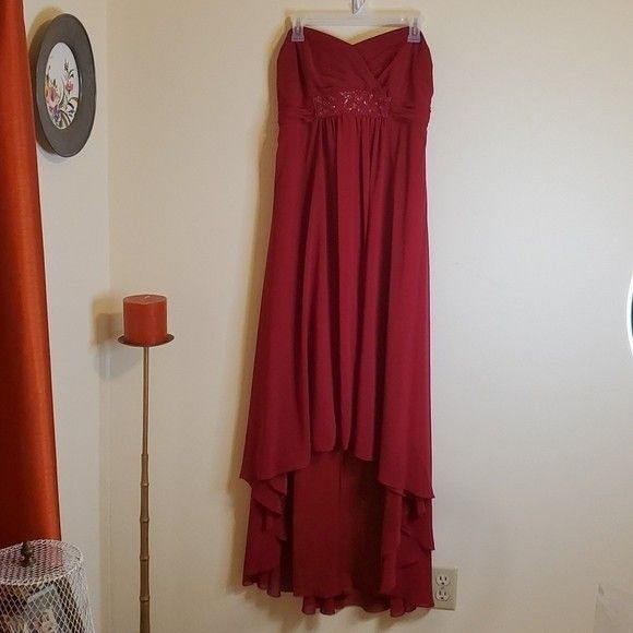 David's Bridal Strapless Cranberry Hi Low dress maxi gown size 16 - Picture 1 of 15